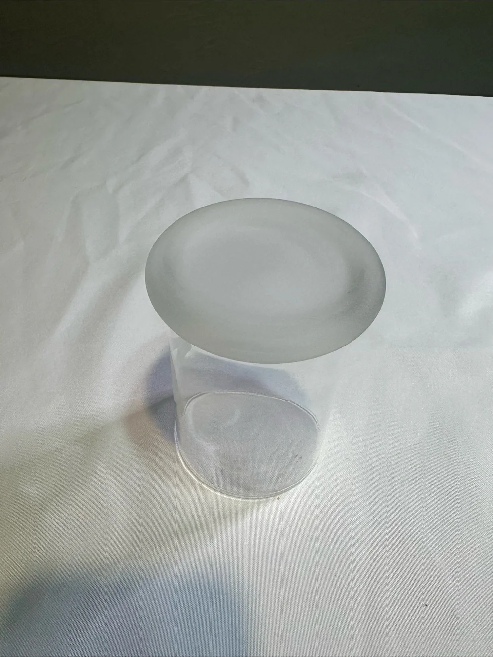 Set of 6 Clear Glass Tumblers with Frosted Emblem the letter E - Clear